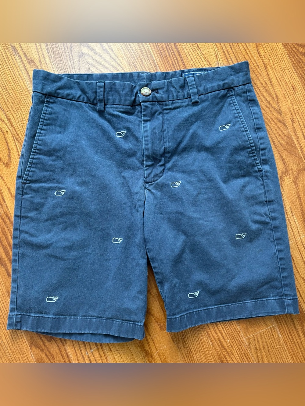 Vineyard Vines Navy Whale Print Chino Shorts Men’s Size 30